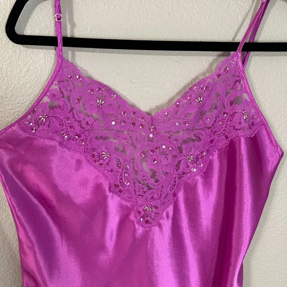 Y2K Delicates Womens Magenta Satin Lace Sequin Beaded Chemise Nightgown Size M